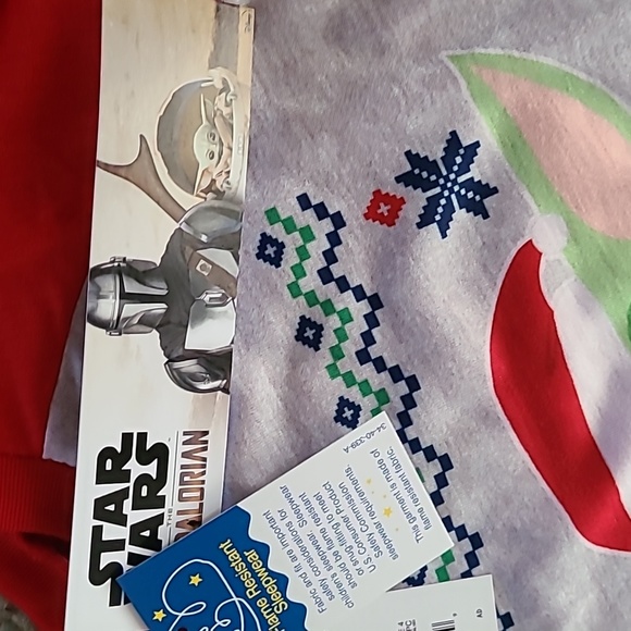JAMMIES FOR FAMILIES GIRLS 2 PIECE STAR WARS GROGU PAJAMA SET SIZE 8 - Picture 10 of 14